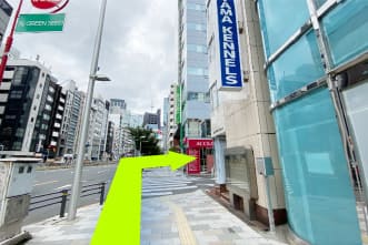 国連大学前を通過しAOYAMA KENNELSを右に曲がります。